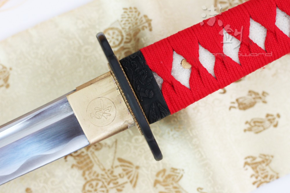  - Handmade_Samurai_Katana_Sword_with_Red_Scabbard_6__75217_zoom
